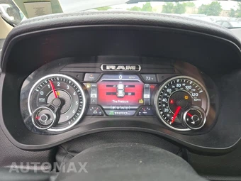 2019 Ram 1500 Laramie Crew Cab Short Bed - miniatura 17