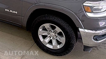 2019 Ram 1500 Laramie Crew Cab Short Bed - miniatura 8