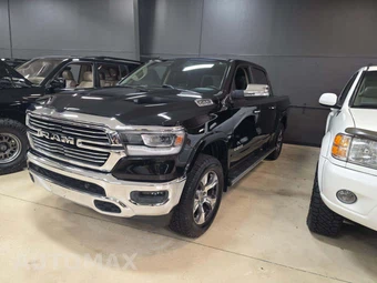 2019 Ram 1500 Laramie Crew Cab Short Bed