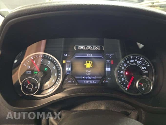 2019 Ram 1500 Laramie Crew Cab Short Bed - miniatura 9