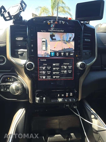 2019 Ram 1500 Laramie Crew Cab Short Bed - miniatura 10