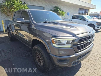 2019 Ram 1500 Laramie Crew Cab Short Bed - miniatura 4
