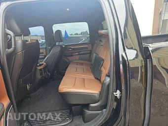 2019 Ram 1500 Laramie Longhorn Crew Cab Short Bed - miniatura 13