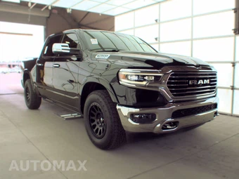 2019 Ram 1500 Laramie Longhorn Crew Cab Short Bed - miniatura 3