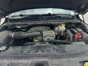 2019 Ram 1500 Laramie Longhorn Crew Cab Short Bed - miniatura 12