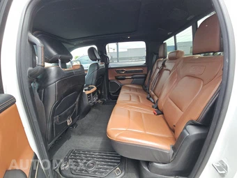 2019 Ram 1500 Laramie Longhorn Crew Cab Short Bed - miniatura 13