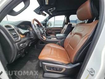 2019 Ram 1500 Laramie Longhorn Crew Cab Short Bed - miniatura 7