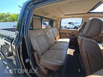 2019 Ram 1500 Laramie Longhorn Crew Cab Short Bed - miniatura 16