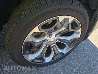 2019 Ram 1500 Laramie Longhorn Crew Cab Short Bed - miniatura 29