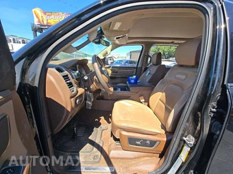 2019 Ram 1500 Laramie Longhorn Crew Cab Short Bed - miniatura 6