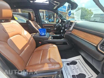 2019 Ram 1500 Laramie Longhorn Crew Cab Short Bed - miniatura 18