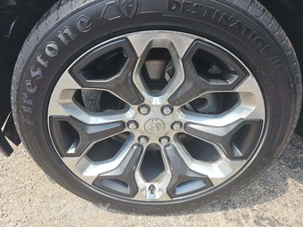 2019 Ram 1500 Laramie Longhorn Crew Cab Short Bed - miniatura 21