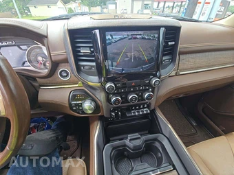 2019 Ram 1500 Laramie Longhorn Crew Cab Short Bed - miniatura 10