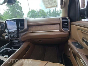 2019 Ram 1500 Laramie Longhorn Crew Cab Short Bed - miniatura 19