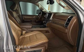 2019 Ram 1500 Laramie Longhorn Crew Cab Short Bed - miniatura 21