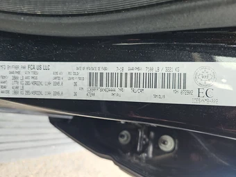 2019 Ram 1500 Limited Crew Cab Medium Bed – miniatura 15