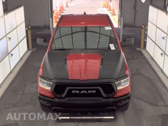 2019 Ram 1500 Rebel Extended Cab Medium Bed - miniatura 2