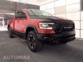 2019 Ram 1500 Rebel Extended Cab Medium Bed - miniatura 3