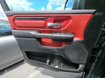 2019 Ram 1500 Rebel Extended Cab Medium Bed – miniatura 9