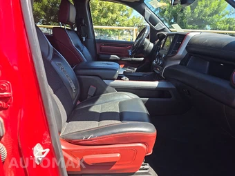 2019 Ram 1500 Rebel Extended Cab Medium Bed - miniatura 8