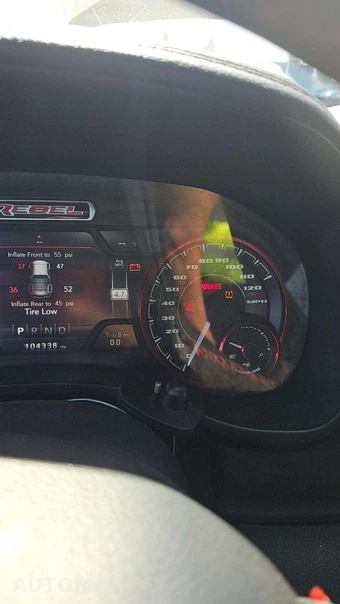 2019 Ram 1500 Rebel Extended Cab Medium Bed - miniatura 26