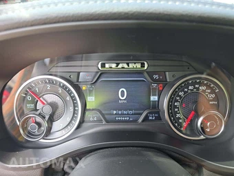 2019 Ram 1500 Sport Crew Cab Medium Bed - miniatura 6