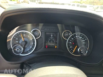 2019 Ram 1500 Tradesman Crew Cab Medium Bed - miniatura 12