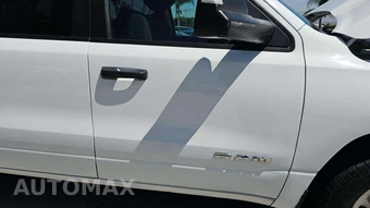2019 Ram 1500 Tradesman Crew Cab Medium Bed - miniatura 22