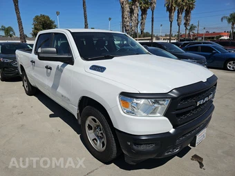 2019 Ram 1500 Tradesman Crew Cab Medium Bed - miniatura 3