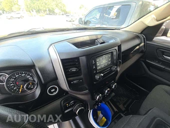 2019 Ram 1500 Tradesman Crew Cab Short Bed – miniatura 10