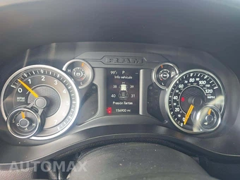 2019 Ram 1500 Tradesman Crew Cab Short Bed – miniatura 9