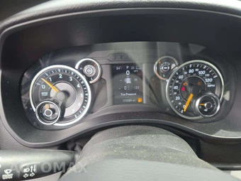 2019 Ram 1500 Tradesman Extended Cab Medium Bed - miniatura 6