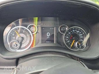 2019 Ram 2500 Big Horn Crew Cab Long Bed - miniatura 9
