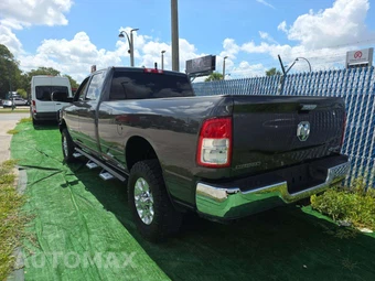 2019 Ram 2500 Big Horn Crew Cab Long Bed - miniatura 2