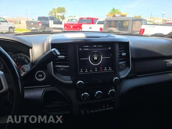 2019 Ram 2500 Big Horn Crew Cab Medium Bed - miniatura 10