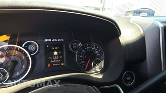 2019 Ram 2500 Big Horn Crew Cab Medium Bed - miniatura 30