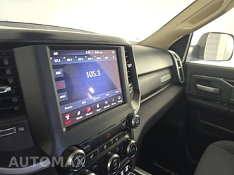2019 Ram 2500 Big Horn Crew Cab Medium Bed - miniatura 11