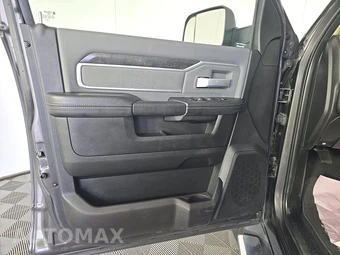 2019 Ram 2500 Big Horn Crew Cab Medium Bed - miniatura 9