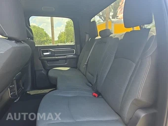 2019 Ram 2500 Big Horn Crew Cab Medium Bed – miniatura 16