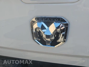 2019 Ram 2500 Big Horn Crew Cab Medium Bed - miniatura 16