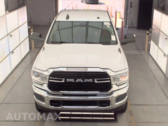 2019 Ram 2500 Big Horn Crew Cab Medium Bed - miniatura 2