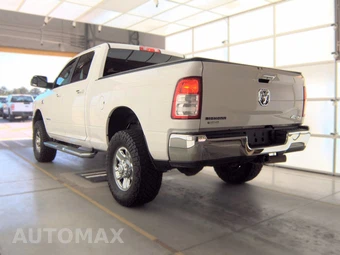 2019 Ram 2500 Big Horn Crew Cab Medium Bed - miniatura 6