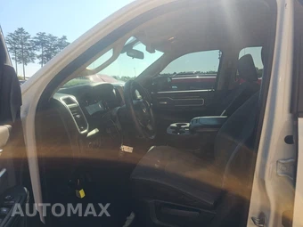 2019 Ram 2500 Big Horn Crew Cab Medium Bed - miniatura 7