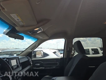 2019 Ram 2500 Big Horn Crew Cab Medium Bed – miniatura 17