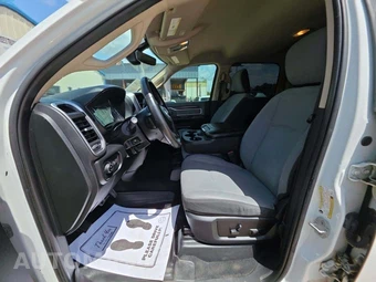 2019 Ram 2500 Big Horn Crew Cab Medium Bed - miniatura 3