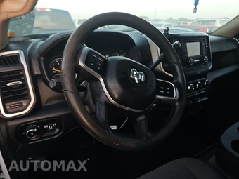 2019 Ram 2500 Big Horn Crew Cab Medium Bed - miniatura 10