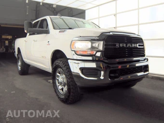2019 Ram 2500 Big Horn Crew Cab Medium Bed - miniatura 3