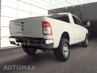 2019 Ram 2500 Big Horn Crew Cab Medium Bed - miniatura 4