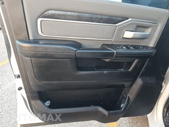 2019 Ram 2500 Big Horn Crew Cab Medium Bed - miniatura 9