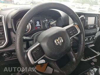 2019 Ram 2500 Big Horn Crew Cab Medium Bed – miniatura 10